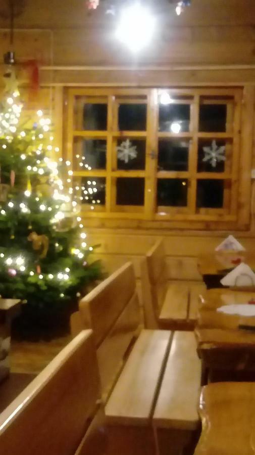 Goralska Czarcia Chata Pod Jalowcem Farm stay *